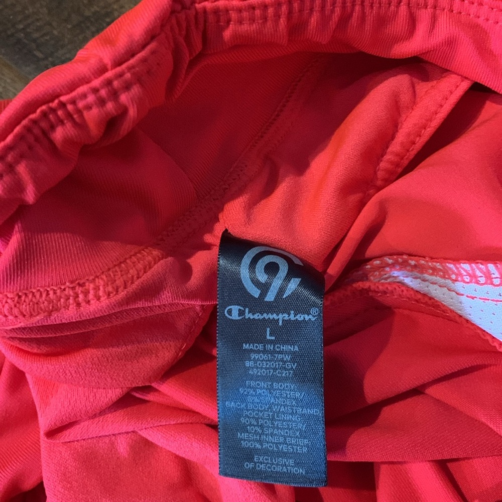 Champion running shorts with pocket and built in underwear. Size large - Picture 3 of 6